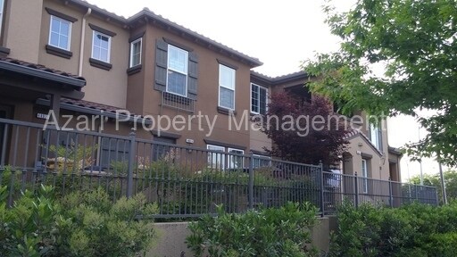 Foto del edificio - 48914 Lady Fern Cmn