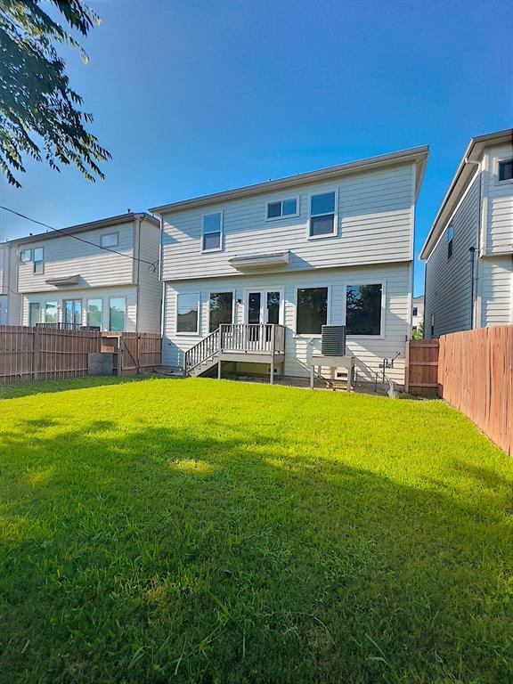 Foto del edificio - 418 Yale Oaks Ln