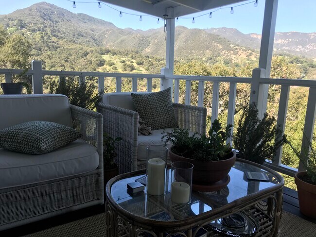 Building Photo - 109 Muerdago Rd