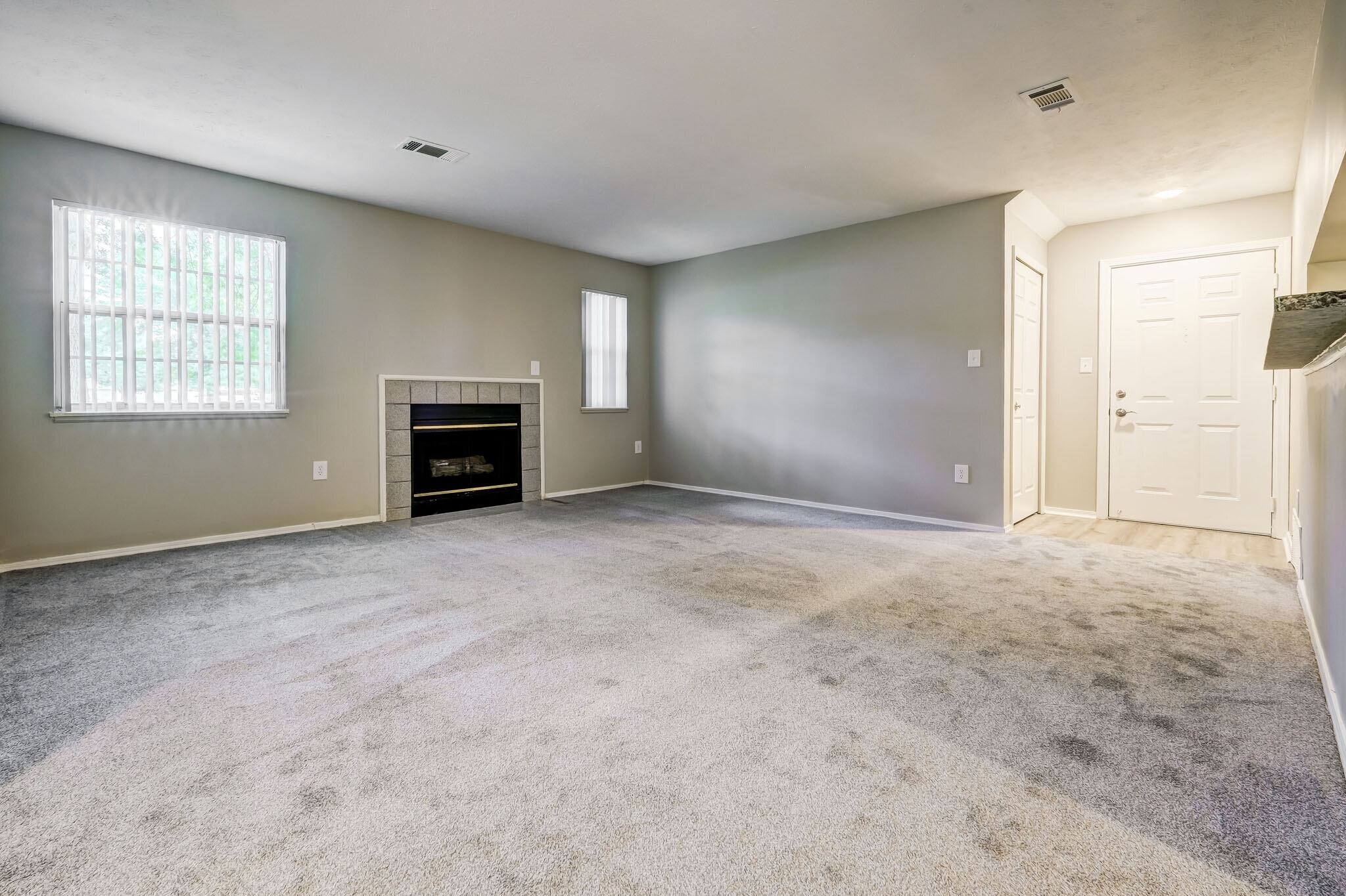 Woodbury Commons – photo 4