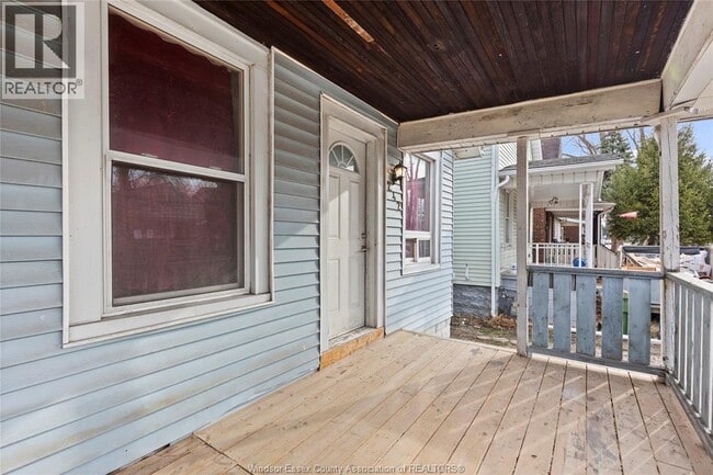 Building Photo - 242 Josephine Ave