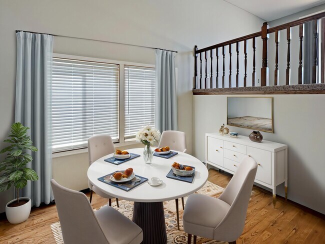 Foto del edificio - 3421 Placer Ave