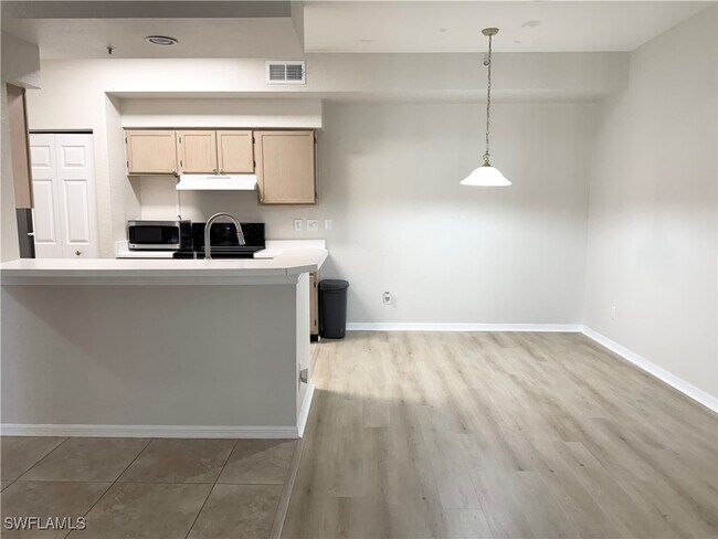 Building Photo - 4655 St Croix Ln