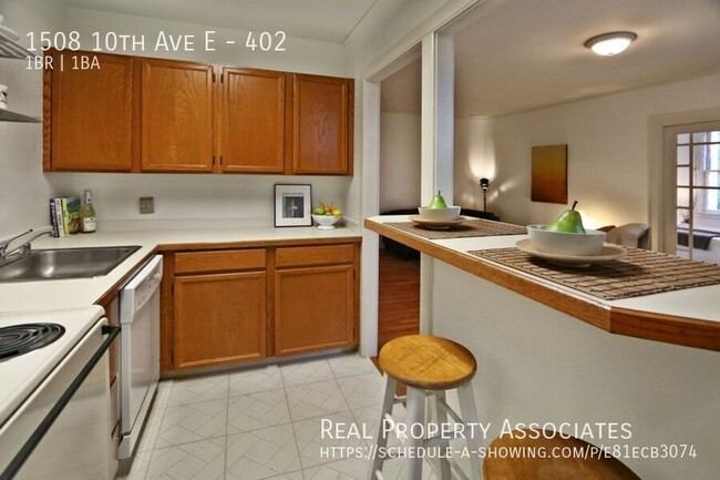 Building Photo - 1508 10th Ave E