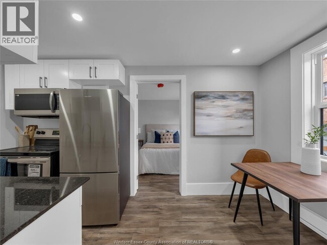 Building Photo - 1766 University Ave W