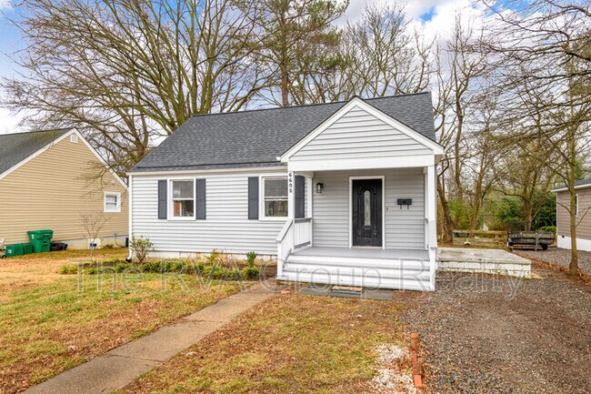 Foto del edificio - 6605 Horsepen Rd