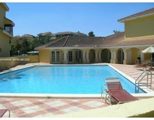 Foto del edificio - 8205 SW 152nd Ave