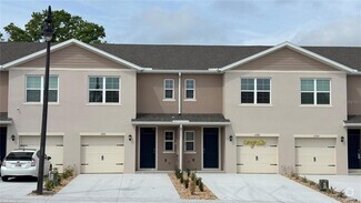 Building Photo - 2376 Penguin Blvd
