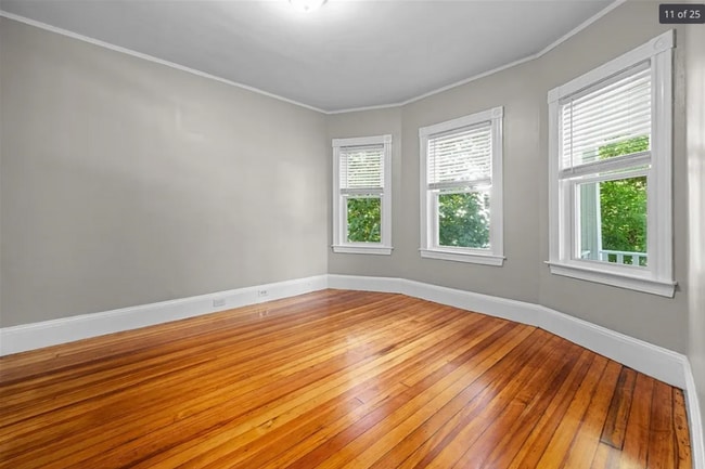 Foto del edificio - 381 Adams St