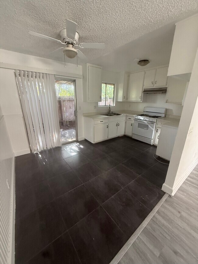 Building Photo - 19542 E Ontario Ave