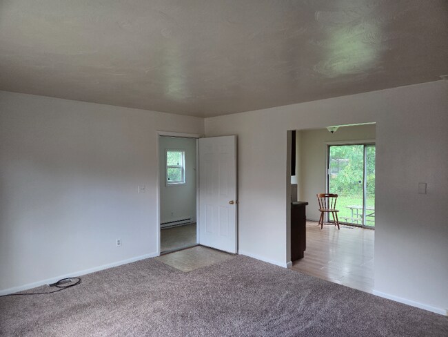 Foto del edificio - 12932 Matthews St