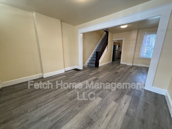 Building Photo - 830 Prangley Ave