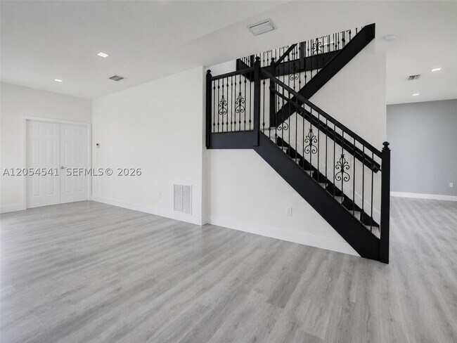 Foto del edificio - 10956 NW 73rd St
