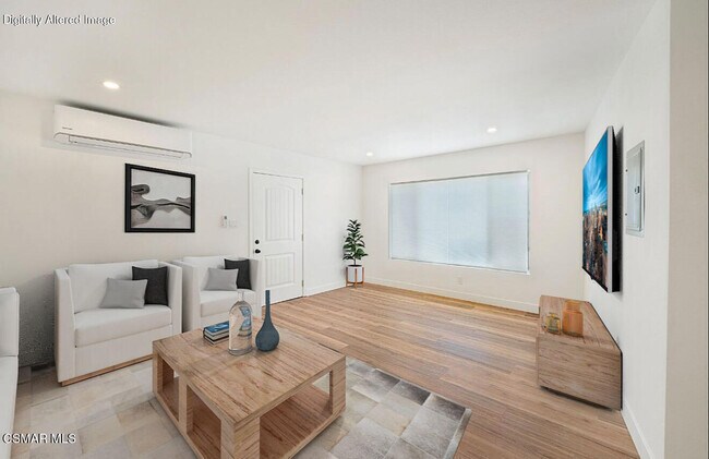 Foto del edificio - 399 Erbes Rd