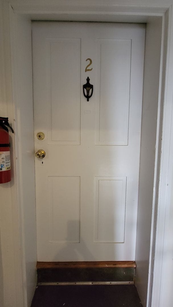 Building Photo - Affordable 1 Bedroom in Downtown Frederick