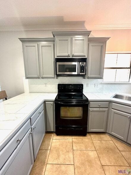 Foto del edificio - 40303 Crestridge Dr