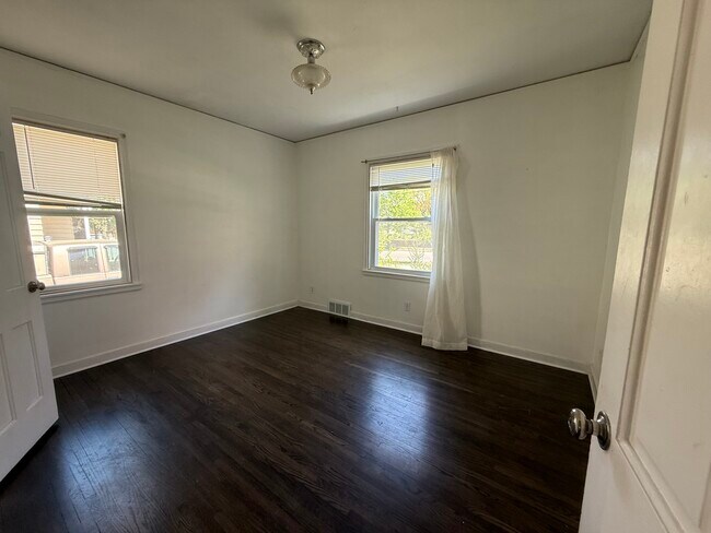 Foto del edificio - 2632 Toledo Ave S