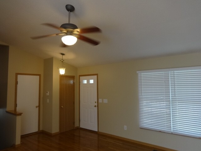 Building Photo - 2130 Winding Hollow Dr