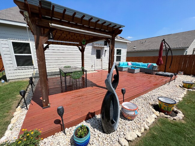 Building Photo - 31585 Nimbus Dr