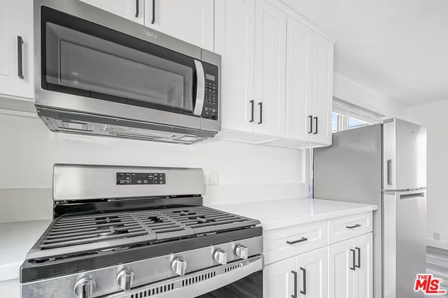 Building Photo - 1217 9th St