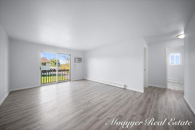 Foto del edificio - 1041 Abbey Ct