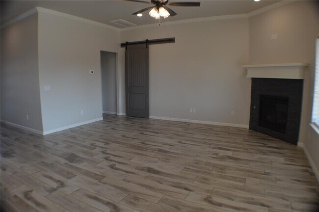 Foto del edificio - 3616 NW 190th St