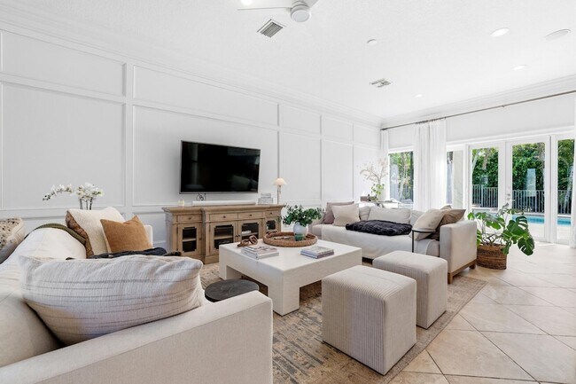 Building Photo - 1350 Pampas Way