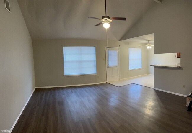 Foto del edificio - 3 br, 2 bath House - 7522 Echo Pines Dr