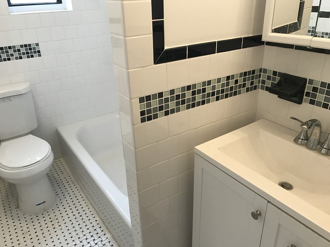 Foto principal - 1030 Ocean Ave