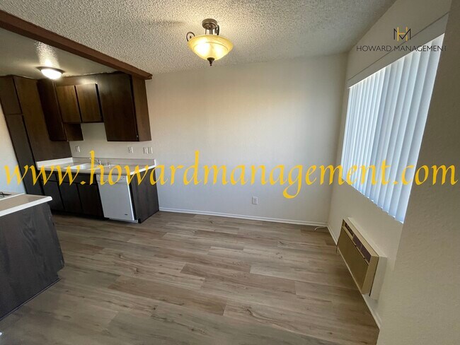 Foto del edificio - 9400 National Blvd