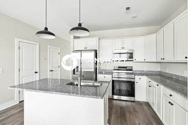 Building Photo - 3 Bedroom Pet-Friendly Home in Gallatin, TN with Main Street Renewal
