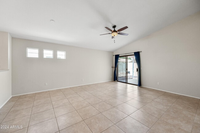 Building Photo - 1719 E Amber Ln