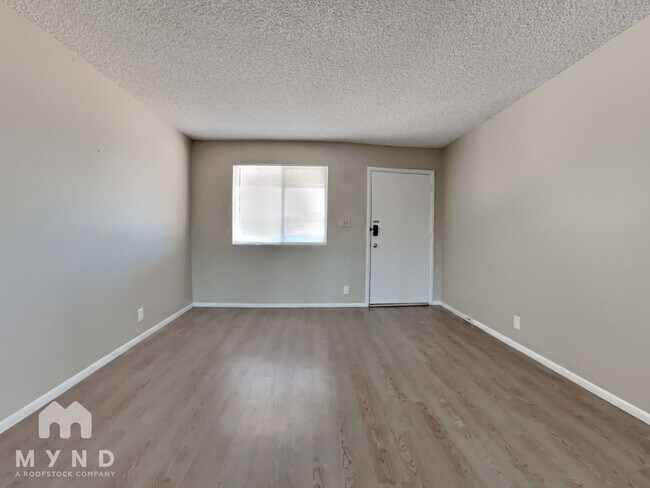 Foto del edificio - 7817 E Diamond St