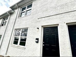 Building Photo - 55 Monroe St