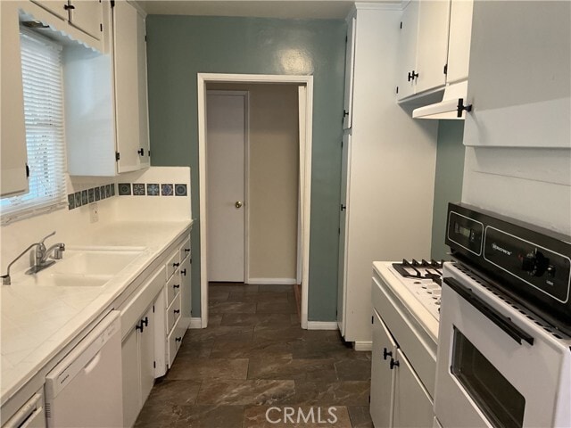 Foto del edificio - 7570 Delaware St