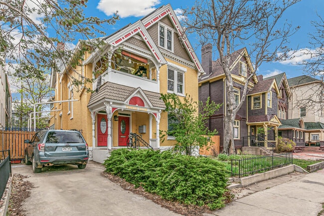 Building Photo - 1537 N Washington St