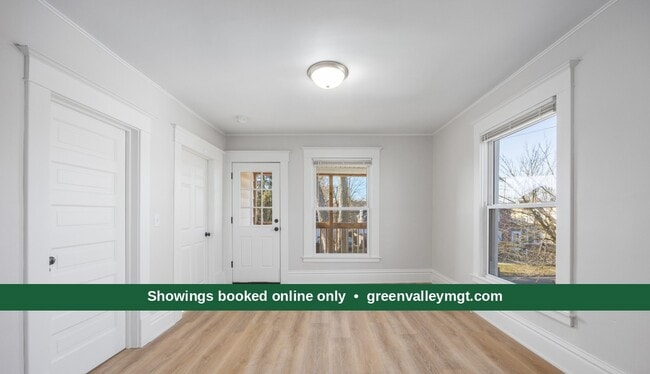Building Photo - 743 Crosby St NW