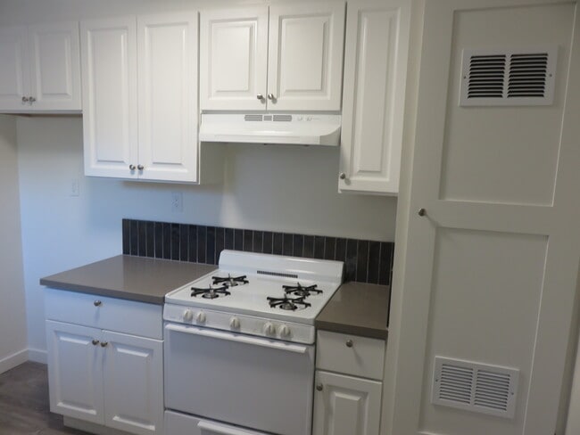 Building Photo - 508 Allen Ave