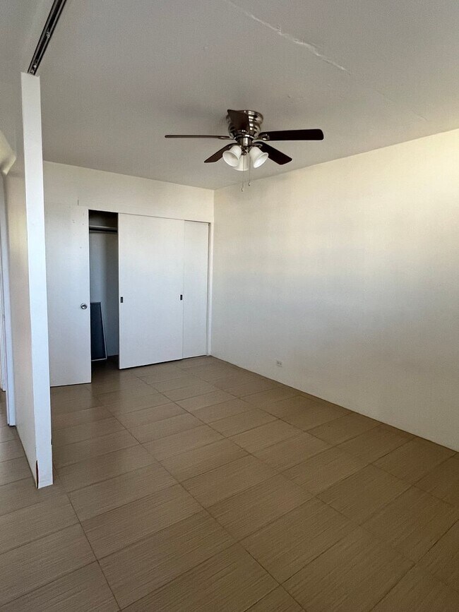 Foto del edificio - Makiki 1 Bedroom 1 Bath Available Now!