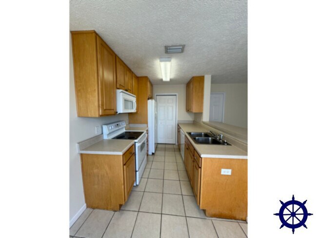 Building Photo - 1307 Hwy 390