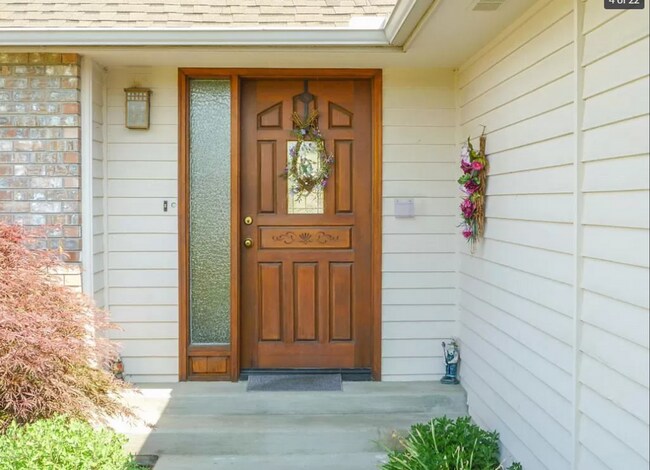 Building Photo - West Valley 3 bedroom 2 bath, living room ...