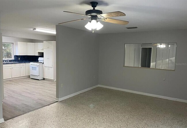Foto del edificio - 3811 SW 20th St