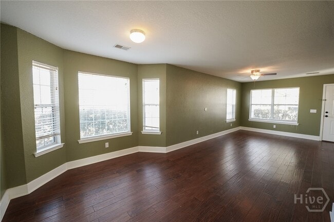 Building Photo - 77 Godley Park Wy