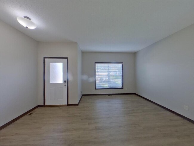 Foto del edificio - 1074 Landings Ln