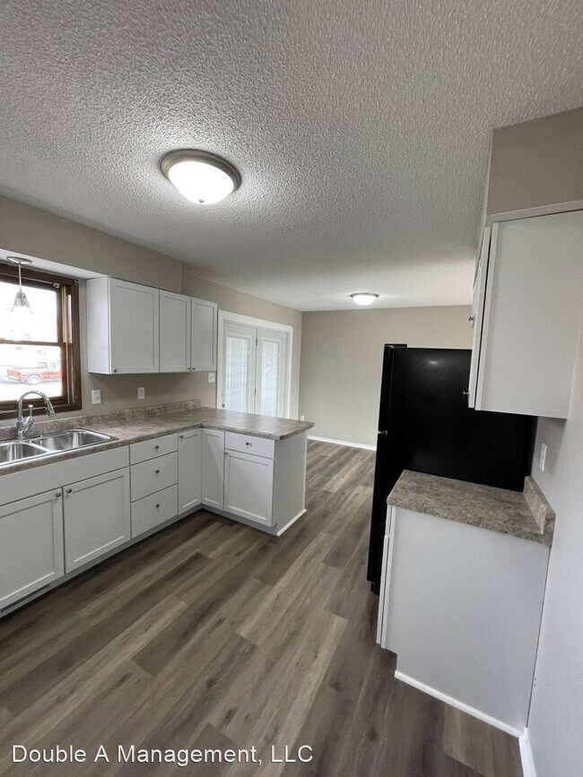 Building Photo - 3 br, 1 bath House - 1321 Shultz St.