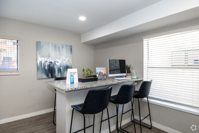 Business Center - Parkside