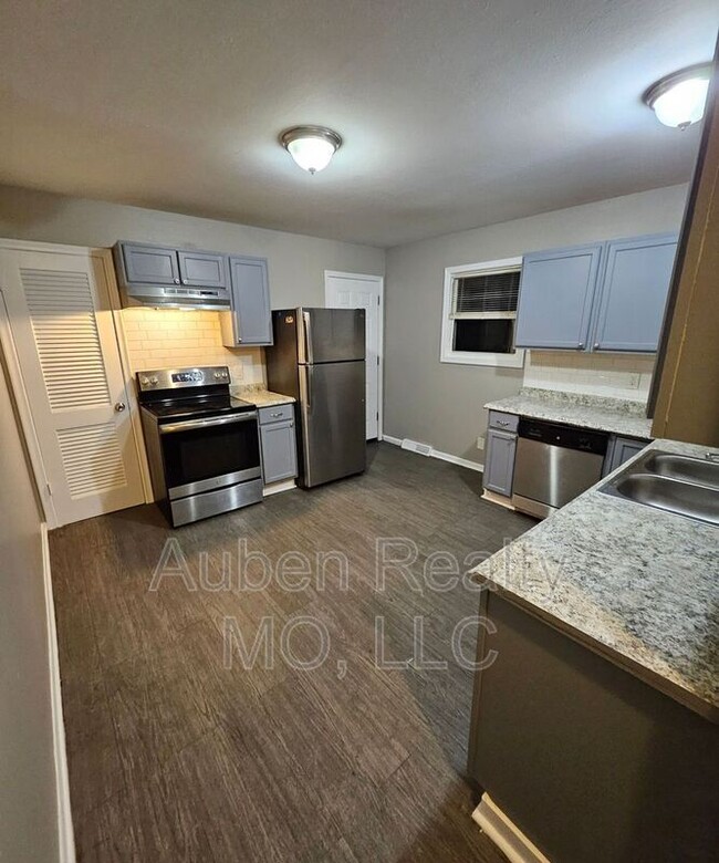 Foto del edificio - 1727 N 51st Terrace