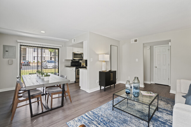 Dining area - Chesterfield Village