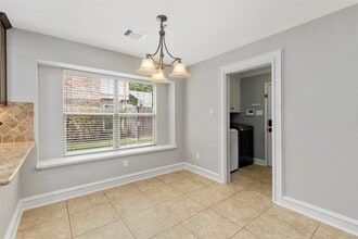 Building Photo - 16210 Chipstead Dr