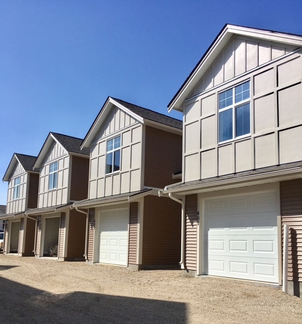 Building Photo - 11703-11102 102 St